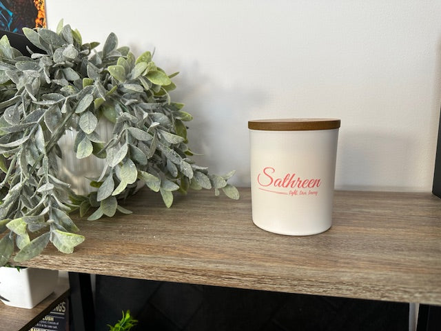 Sathreen for Ladies | Luxury Candle | Highly Scented | Coconut Wax | Wood Wick