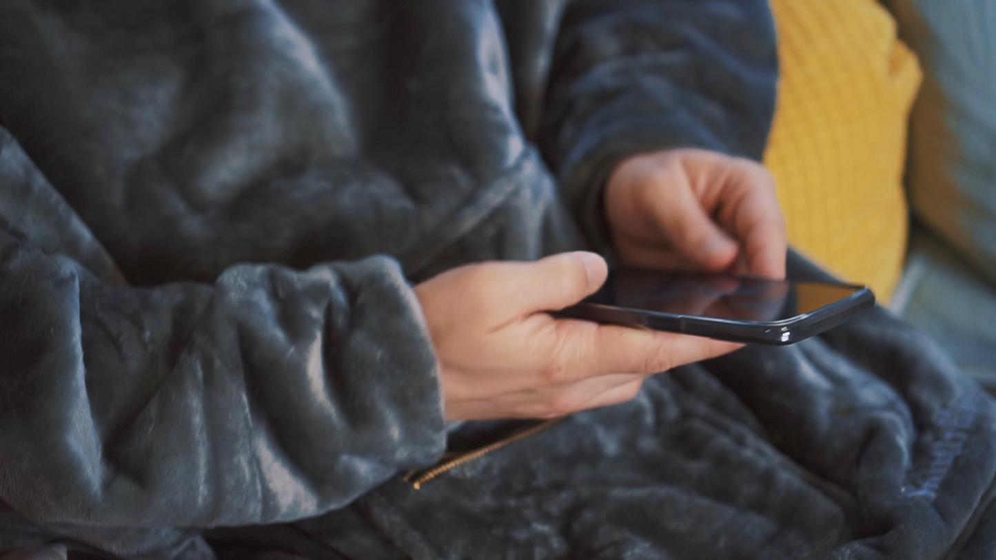 Moonlight Grey Wearable Hooded Blanket - Super Soft Flannel & Sherpa Fleece with Waterproof Lining & Zippered Pocket